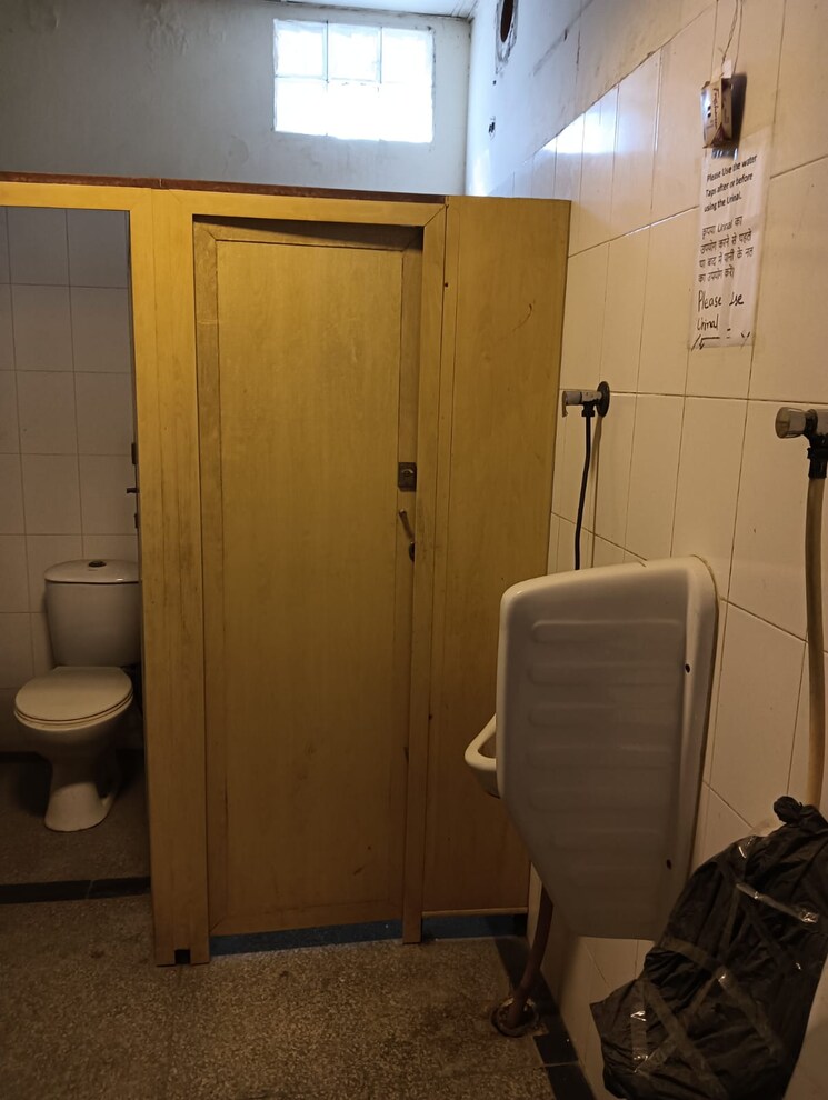 Team Area, sector 2 Commercial Office Space 3200 Sq.Ft. In Sector 2 Noida 7790989