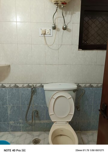 Bathroom in 3.5 BHK Builder Floor at Ardee City, Sector 52 – for Sale