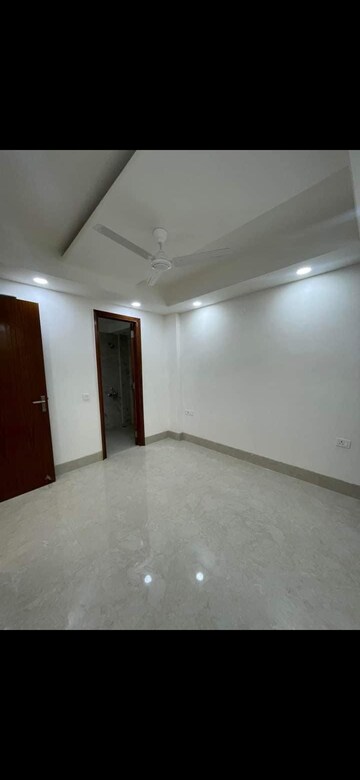 Room in 3 BHK Builder Floor at Chattarpur – for Sale