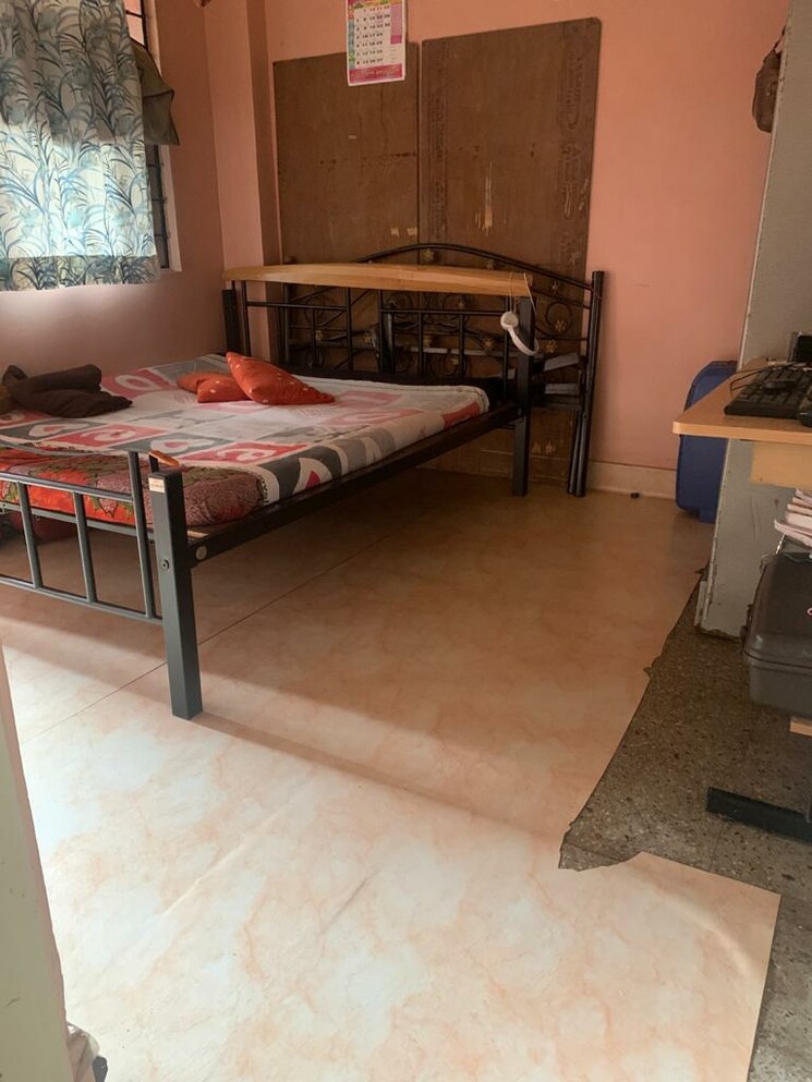 Bedroom, model colony 2 Bedroom 900 Sq.Ft. Apartment In Model Colony Pune 7791067