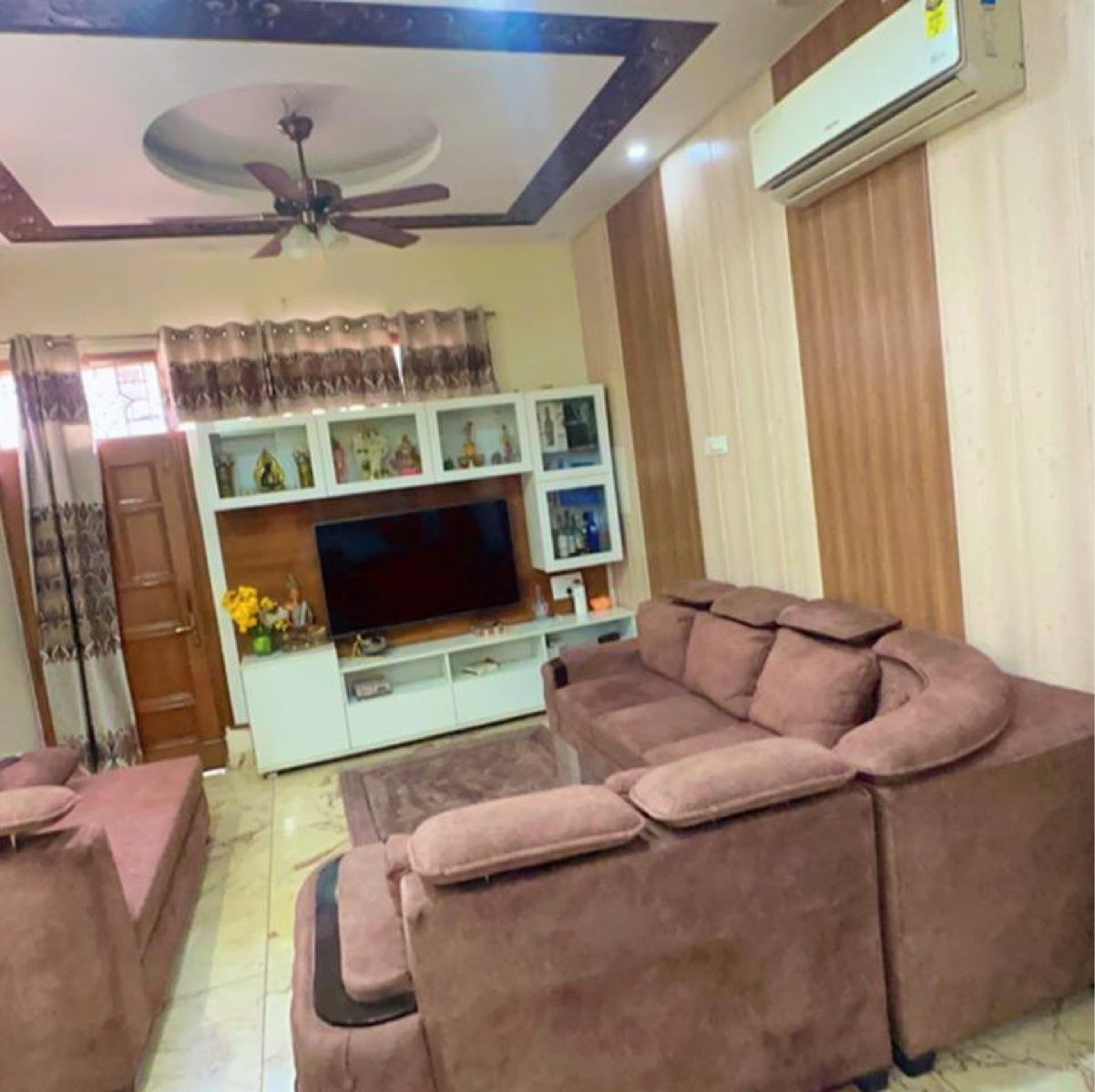 2 BHK + Pooja Room Independent House For Sale in Sector 40