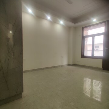Room in 3 BHK Builder Floor at Chattarpur – for Sale
