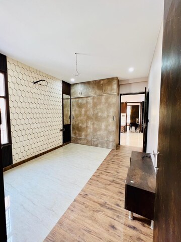 Room in 3 BHK Builder Floor at Dhakoli Village – for Sale