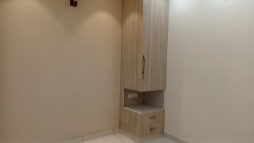 Furnished Amenities in 3 BHK Builder Floor at Palam Colony – for Sale