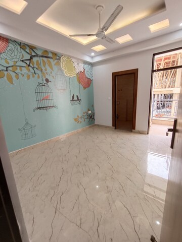 Bedroom in 3 BHK Builder Floor at Sector 73 – for Sale