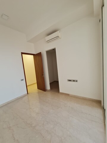 2 BHK Apartment For Rent in New Dindoshi Hill View, Goregaon East