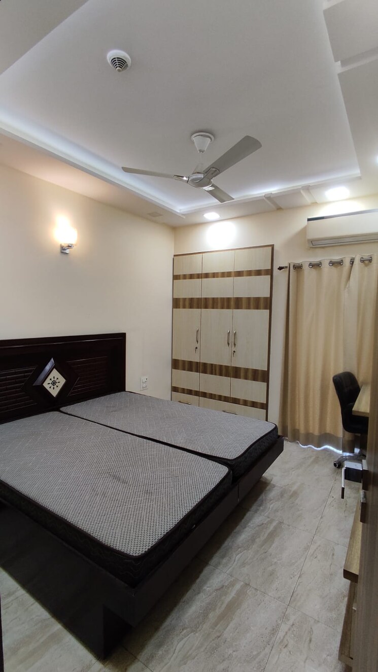 Living Room, moti nagar 3 Bedroom 1775 Sq.Ft. Apartment In Moti Nagar Delhi 7791631