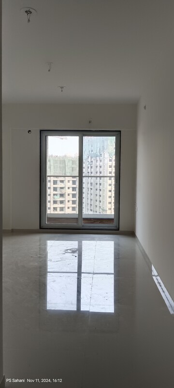 2 BHK Apartment For Rent in Ashar Axis, Majiwada