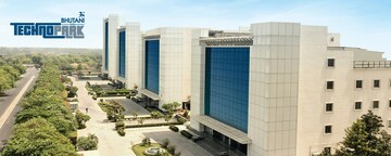  Office Space – Exterior View View at Logix Techno Park, Sector 127 - for Sale