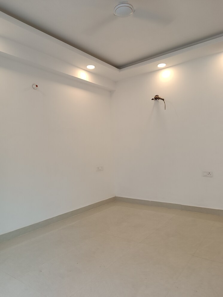 Room, chattarpur 3 Bedroom 1200 Sq.Ft. Builder Floor In Chattarpur Delhi 7792173