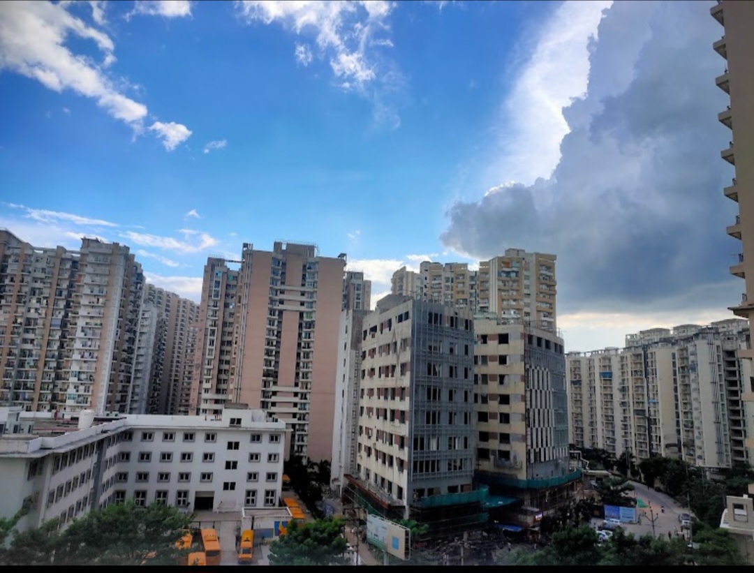 3 BHK Apartment For Sale in Gaur City 2 - 16th Avenue