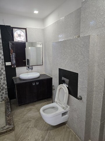 Bathroom in 2 BHK Independent House at Eldeco Ananda, Sector 48 – for Sale