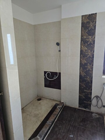 Bathroom in 2 BHK Independent House at Eldeco Ananda, Sector 48 – for Sale
