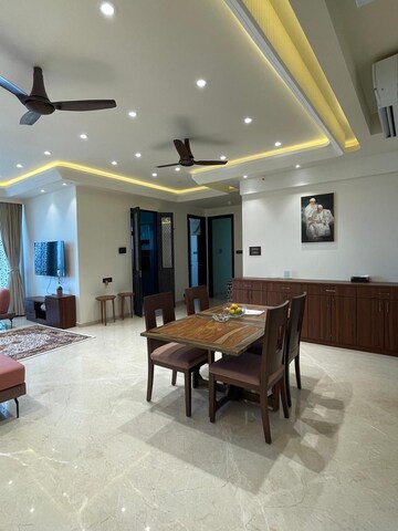 Living Room in 3.5 BHK Apartment at Peninsula Salsette 27, Byculla – for Rent