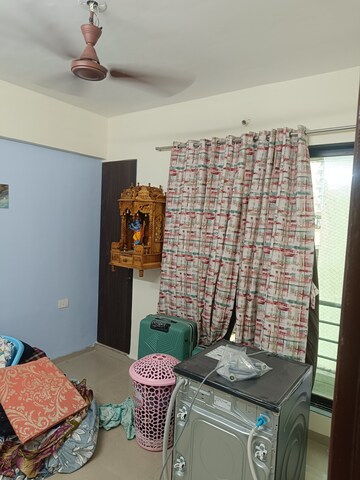 Living Room in 2 BHK Apartment at Seawoods – for Rent