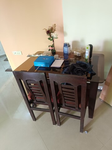 Furnished Amenities in 2 BHK Apartment at Seawoods – for Rent
