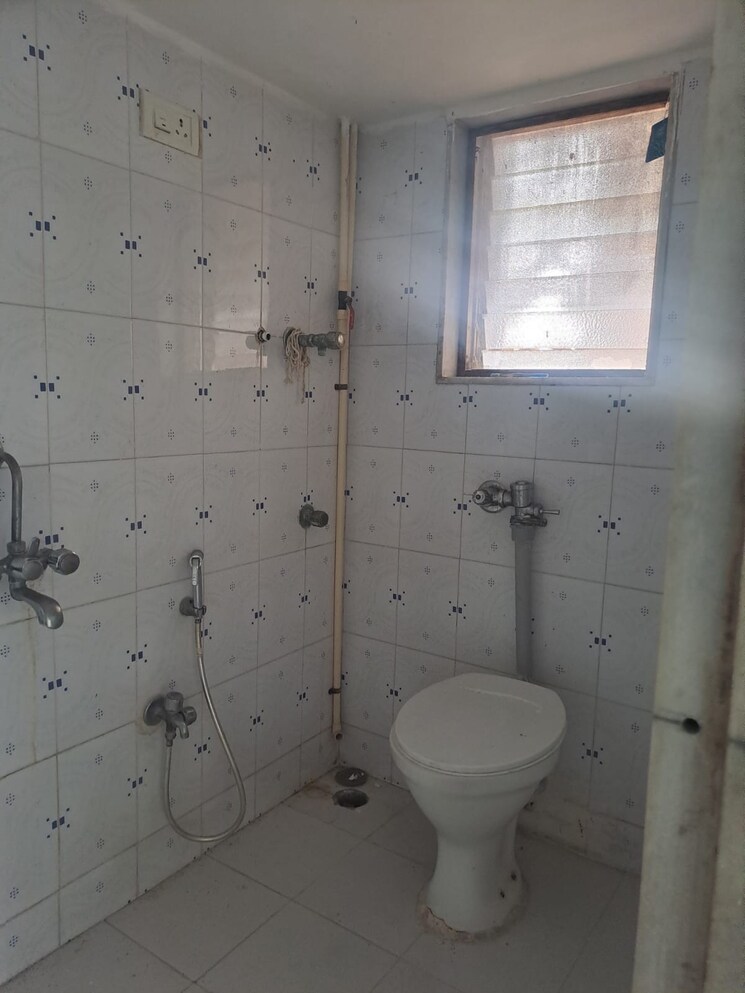 Bathroom, anandi-chs 2 Bedroom 850 Sq.Ft. Apartment In Charkop Gaon Mumbai 7792918