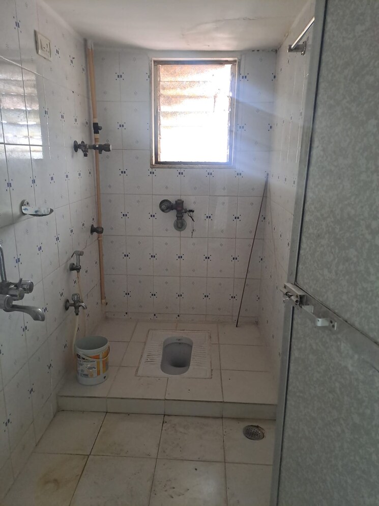 Bathroom, anandi-chs 2 Bedroom 850 Sq.Ft. Apartment In Charkop Gaon Mumbai 7792918