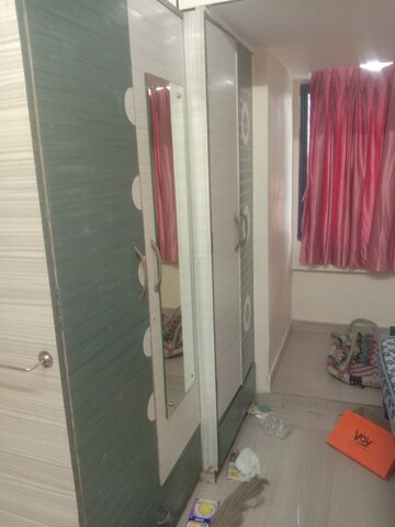 Bathroom in 1.5 BHK Apartment at Shree Sai Complex, Prabhadevi – for Sale