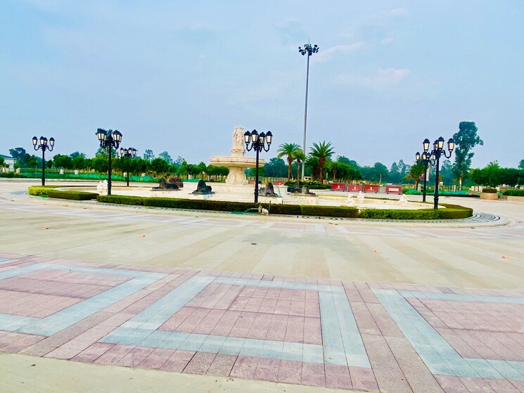 Garden, omaxe-kingston 4 Bedroom 2287 Sq.Ft. Apartment In Gomti Nagar Lucknow 7792956