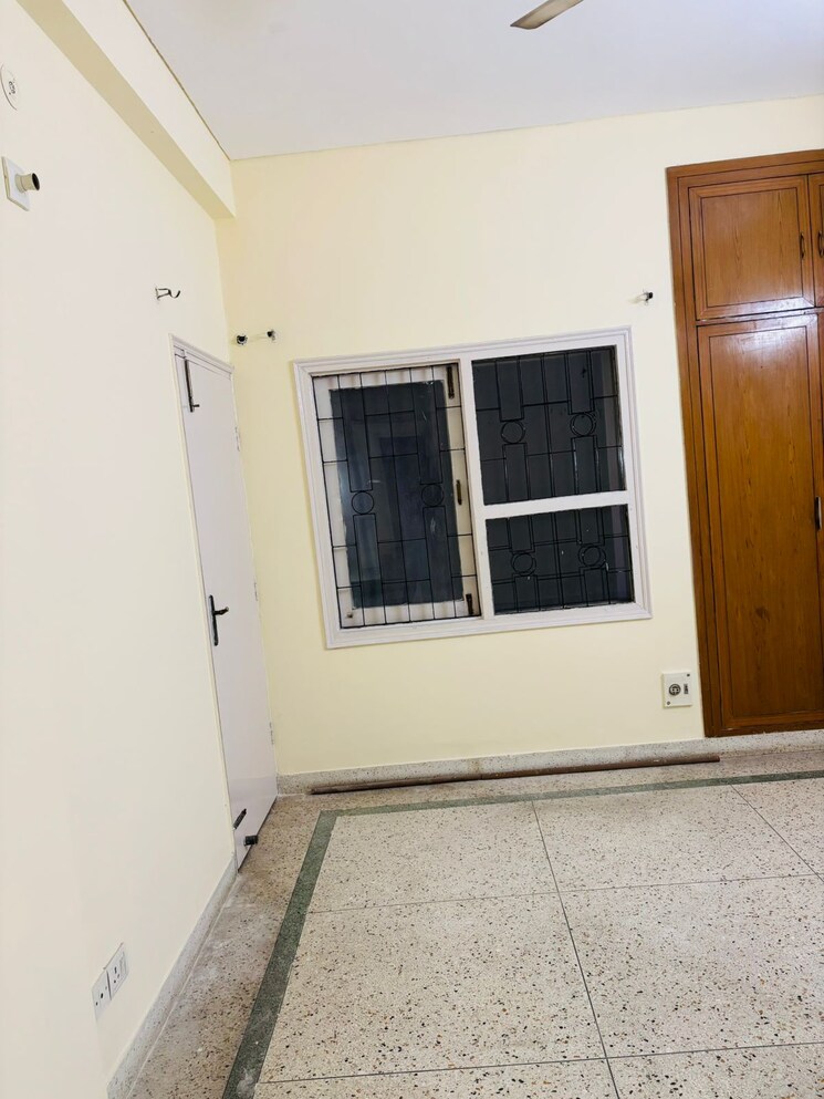 undefined, nimbus-express-park-view 3 Bedroom 1267 Sq.Ft. Apartment In Chi V Greater Noida Greater Noida 7792998