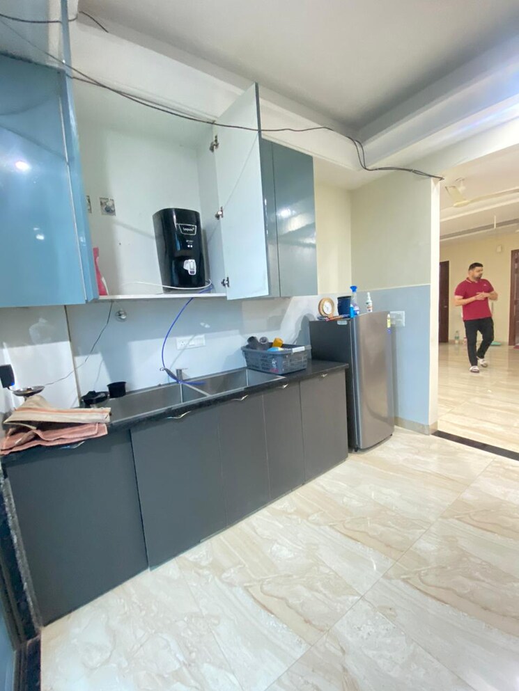 Kitchen, beverly-towers 3 Bedroom 2100 Sq.Ft. Builder Floor In Sector 21 Gurgaon 7793054