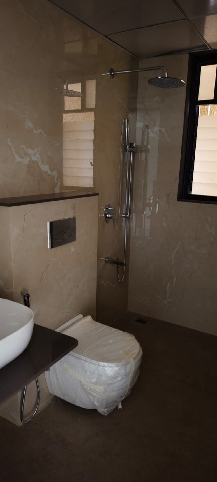 Bathroom, kothrud 4 Bedroom 1796 Sq.Ft. Apartment In Kothrud Pune 7793084