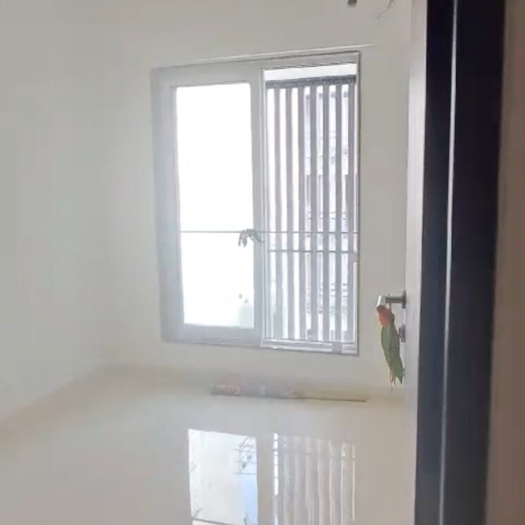 Room, hubtown-heaven 2 Bedroom 400 Sq.Ft. Apartment In Matunga East Mumbai 7793156