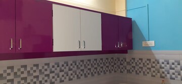 Room in 3 BHK Apartment at Palm Beach Chs, Nerul Sector 4 – for Sale