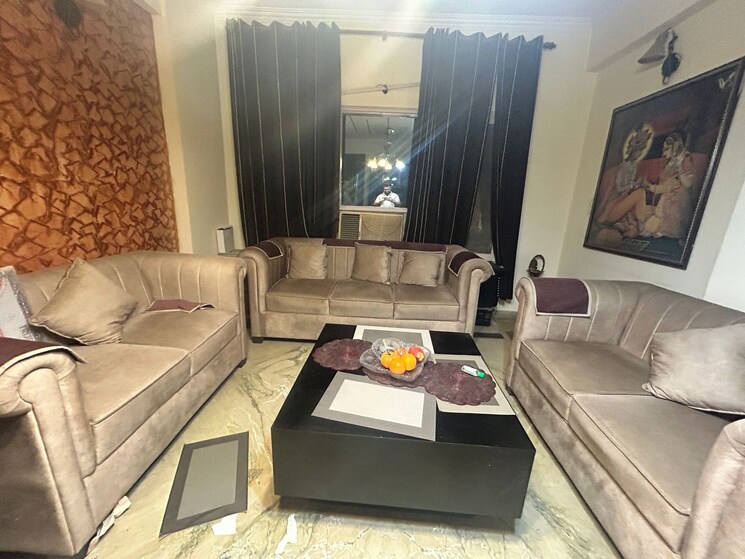 Master Bedroom, niho-hi-bird-scottish-garden 3 Bedroom 1769 Sq.Ft. Apartment In Ahinsa Khand 2 Ghaziabad 7793212