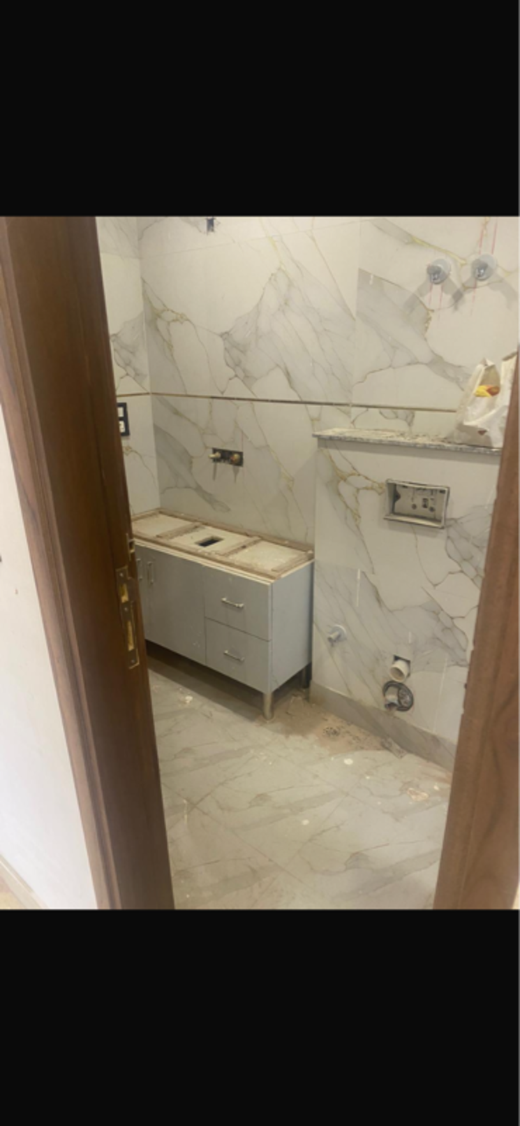 Bathroom, malviya nagar 2 Bedroom 100 Sq.Yd. Builder Floor In Malviya Nagar Delhi 7793346