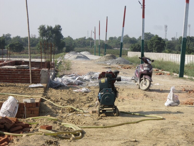 undefined, upsidc site b  50 Sq.Yd. Plot In Upsidc Site B Greater Noida 7793370