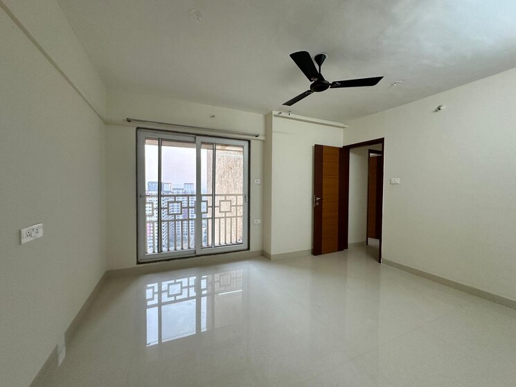 Room, paradise-sai-world-city-phase-2 4 Bedroom 2880 Sq.Ft. Apartment In New Panvel Navi Mumbai 7793396