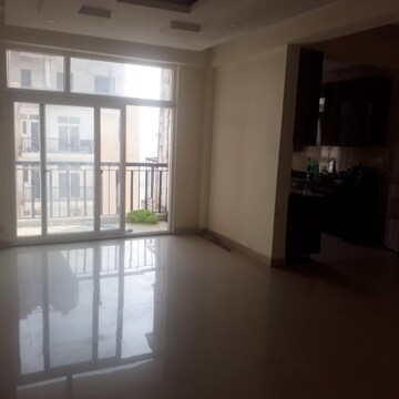 Room in 4 BHK Apartment at Amrapali Zodiac, Sector 120 – for Sale