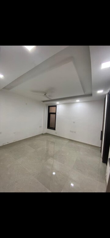 Room in 3 BHK Builder Floor at Chattarpur – for Sale