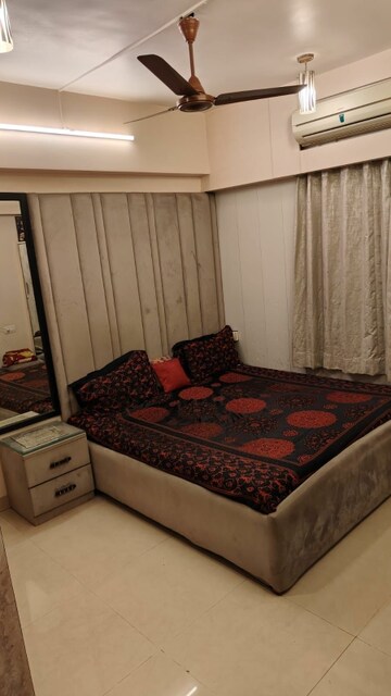 1 BHK Apartment For Rent in Mohini Castle, Khar West