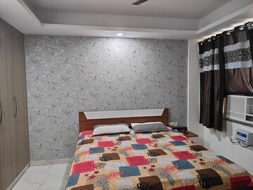 Bedroom in 3 BHK Builder Floor at BPTP Parkland Pride, Sector 77 – for Sale