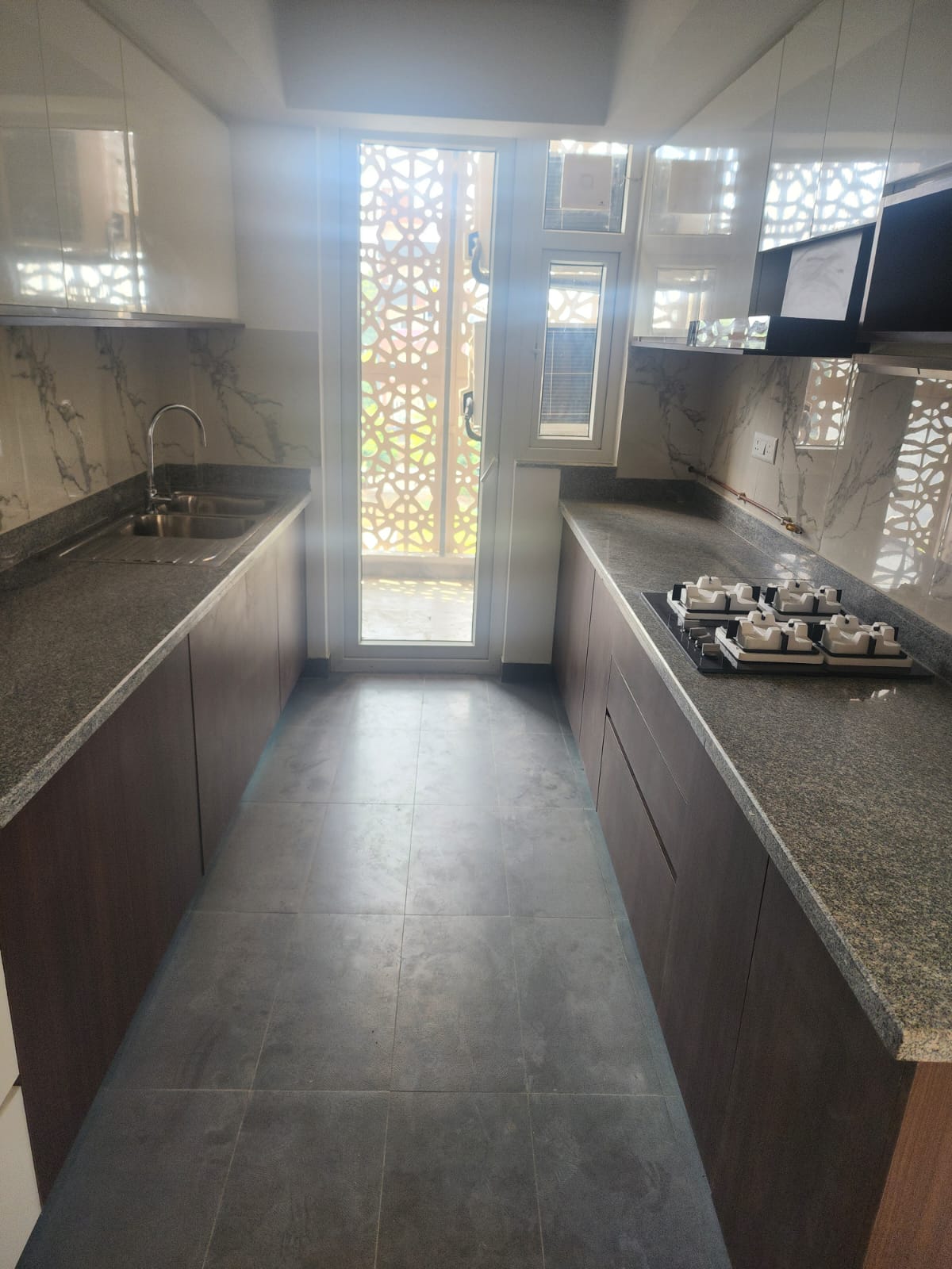 Plot For Sale in Old DLF Colony