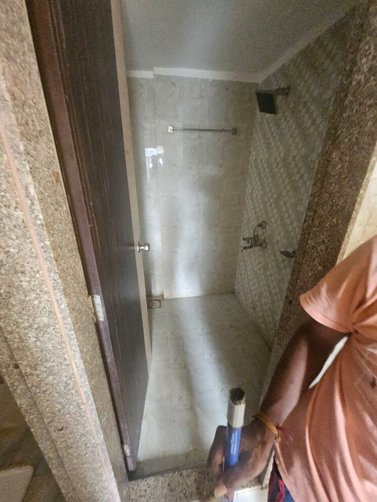 Bathroom, paradise-sai-fortune 1 Bedroom 685 Sq.Ft. Apartment In Ulwe Navi Mumbai 7793688