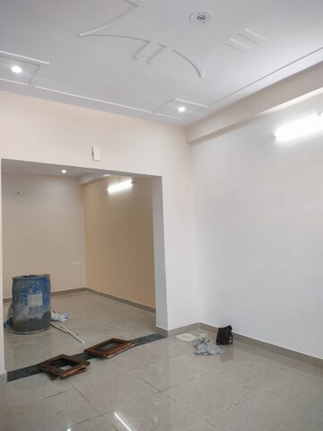 Bedroom in 3 BHK Apartment at Vipul Greens, Sector 48 – for Sale
