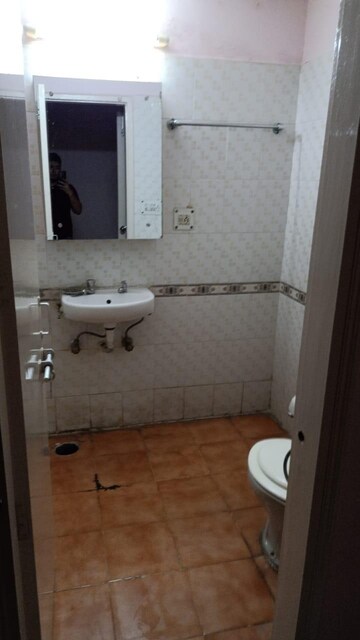 Bathroom in 3 BHK Apartment at Vipul Greens, Sector 48 – for Sale