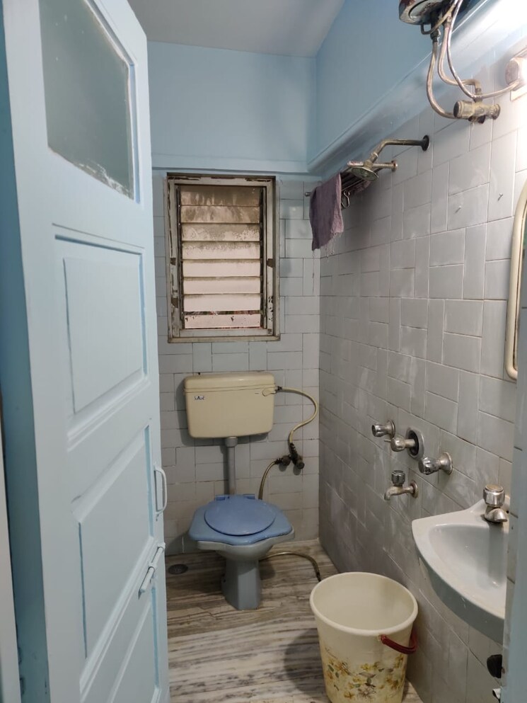 Bathroom, verwali-chs 1 Bedroom 650 Sq.Ft. Apartment In Chunabhatti Mumbai 7793785