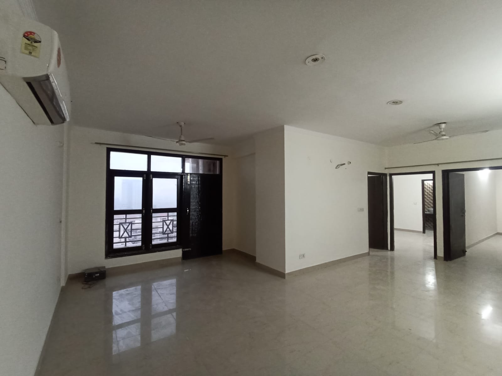 3 BHK Apartment For Sale in Maya Garden City 