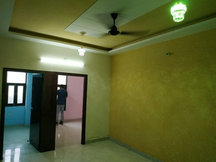 Room, dlf ankur vihar 2 Bedroom 50 Sq.Yd. Independent House In Dlf Ankur Vihar Ghaziabad 7793940