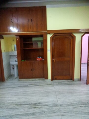 Room in 3 BHK Independent House at Gomti Nagar – for Sale
