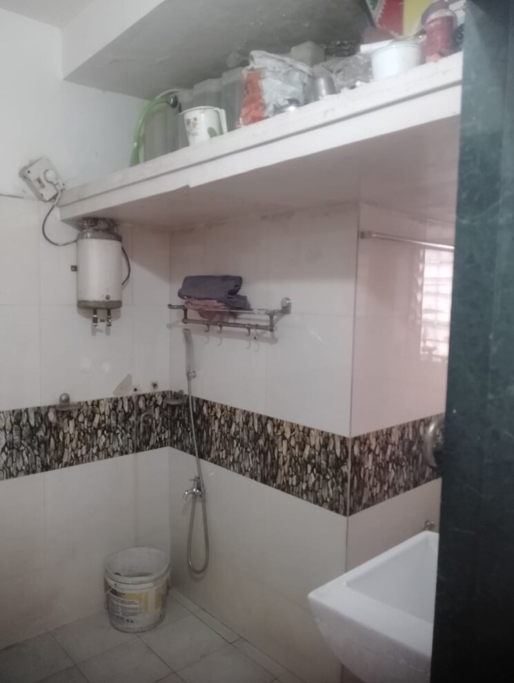 Bathroom, shree-sahyadri-chs 2 Bedroom 755 Sq.Ft. Apartment In Kalwa Thane 7793990