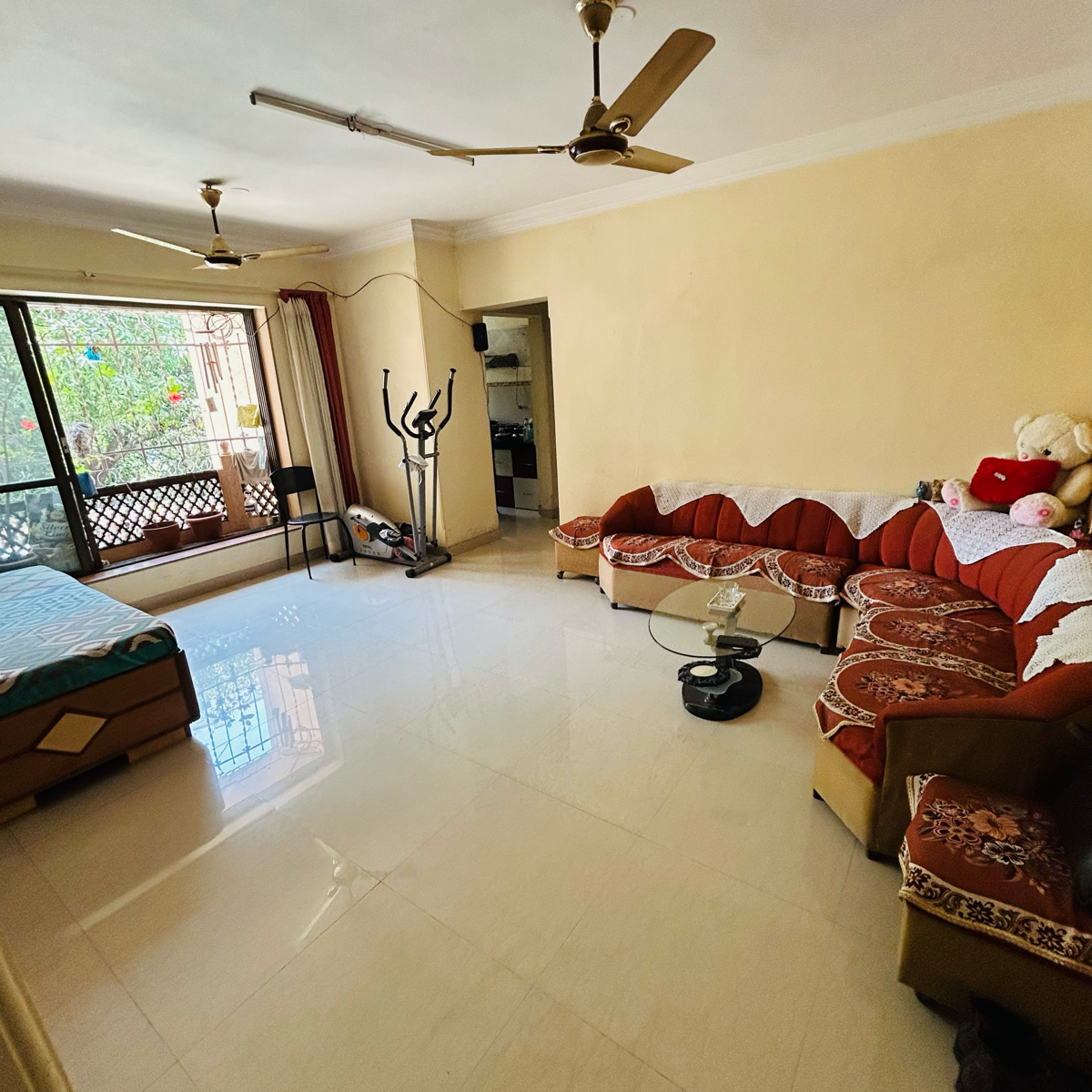 2 BHK 750 Sq.Ft. Apartment in Hill Palace CHS Ltd