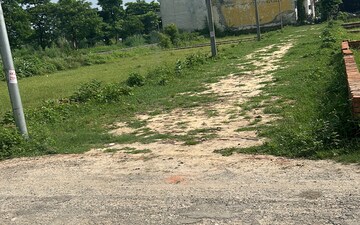 Plot For Sale in Yashoda Kunj