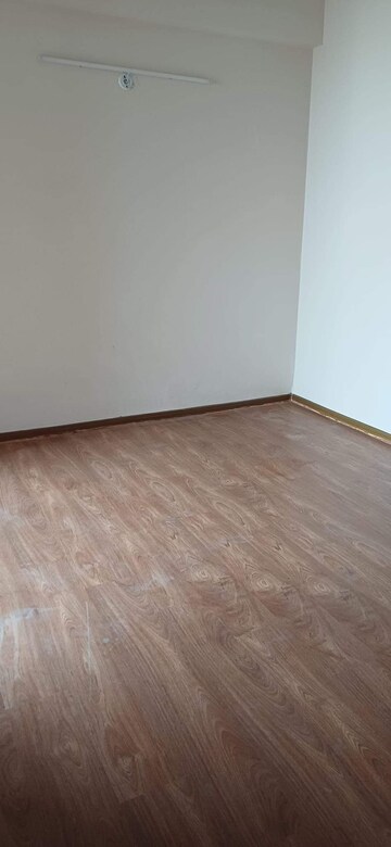 Room in 3 BHK Apartment at Amolik Sankalp, Sector 85 – for Sale