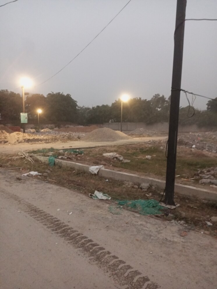 undefined, skb-crossings-republik  100 Sq.Yd. Plot In Pratap Vihar Ghaziabad 7794349